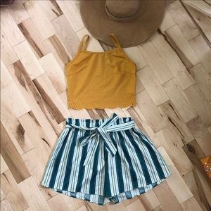 Short and crop top set